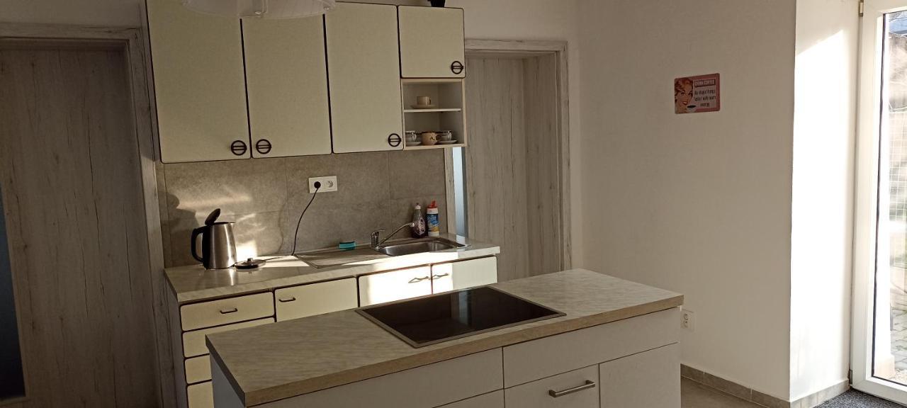 Apartman Gutino Ческа-Тржебова Екстер'єр фото